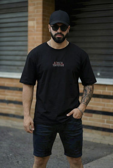CAMISETA MASCULINA  ACIMA DA TEMPESTADE